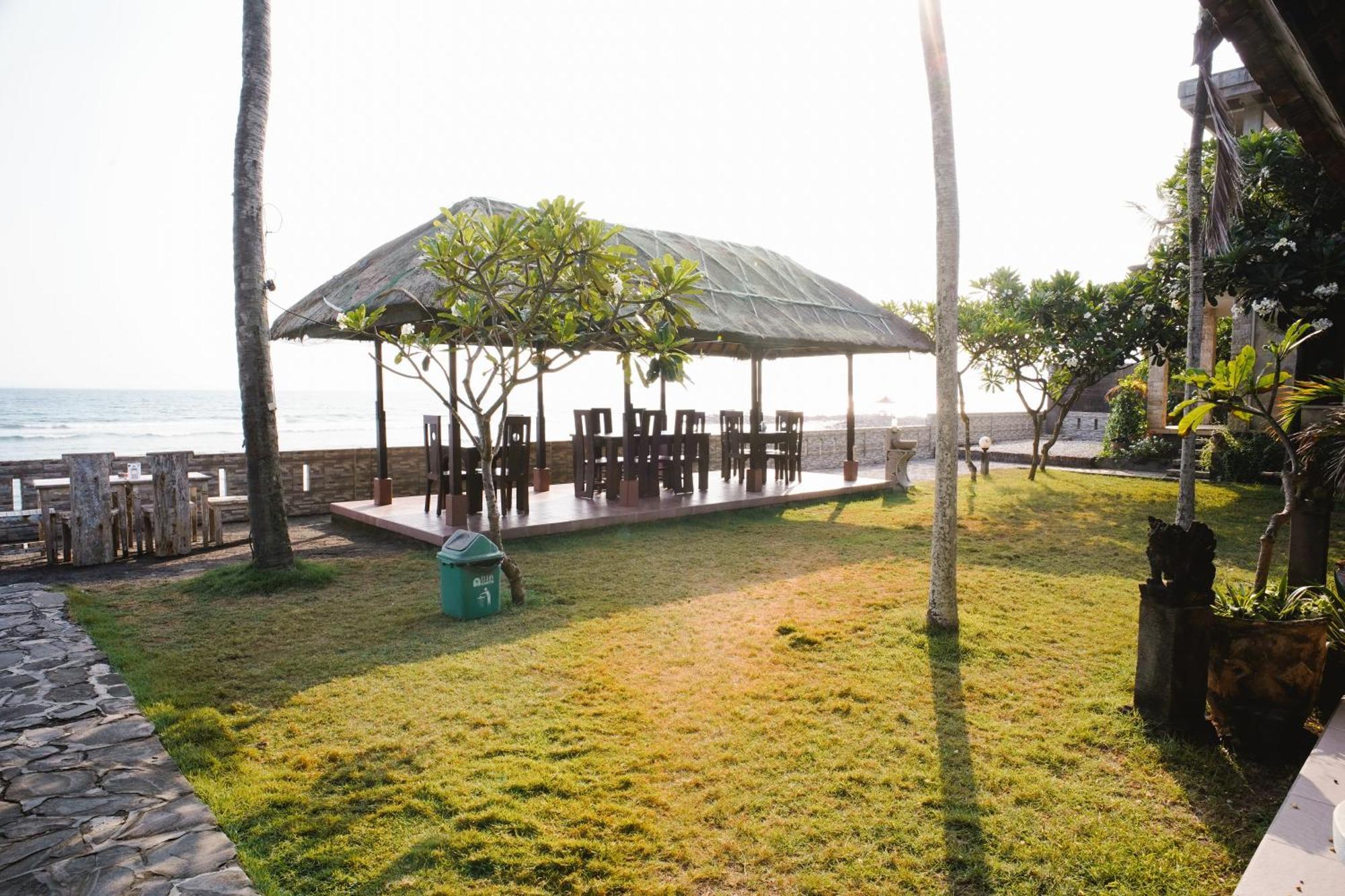 Temple Cafe & Cottages Candidasa Exterior foto